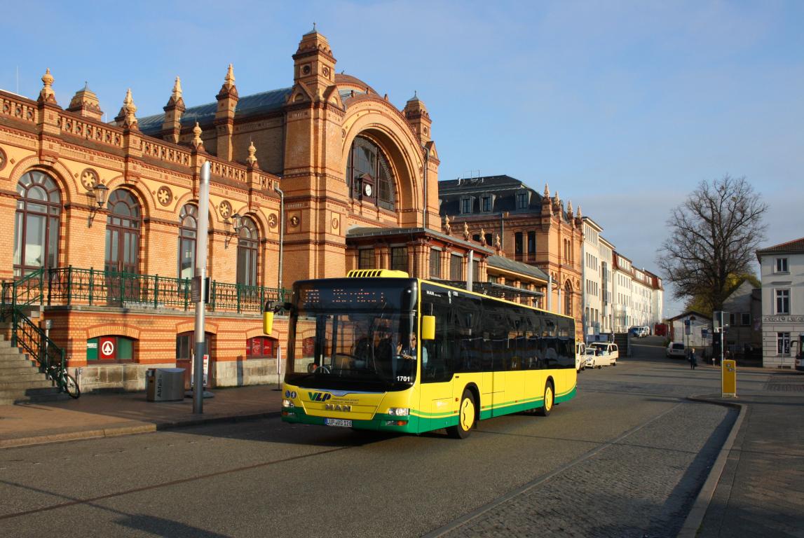 170 Sternberg ZOB Schwerin Hbf