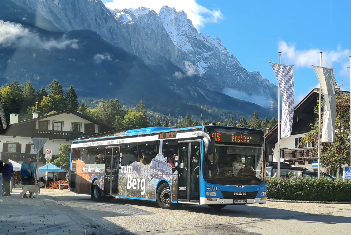 Eibseebus Grainau-Eibsee Dorfplatz Untergrainau