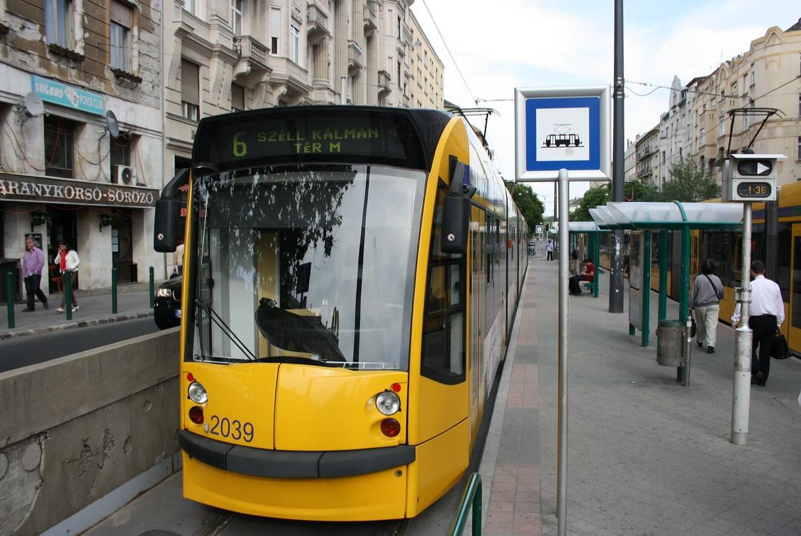 6 Széll Kálmán tér Móricz Zsigmond körtér