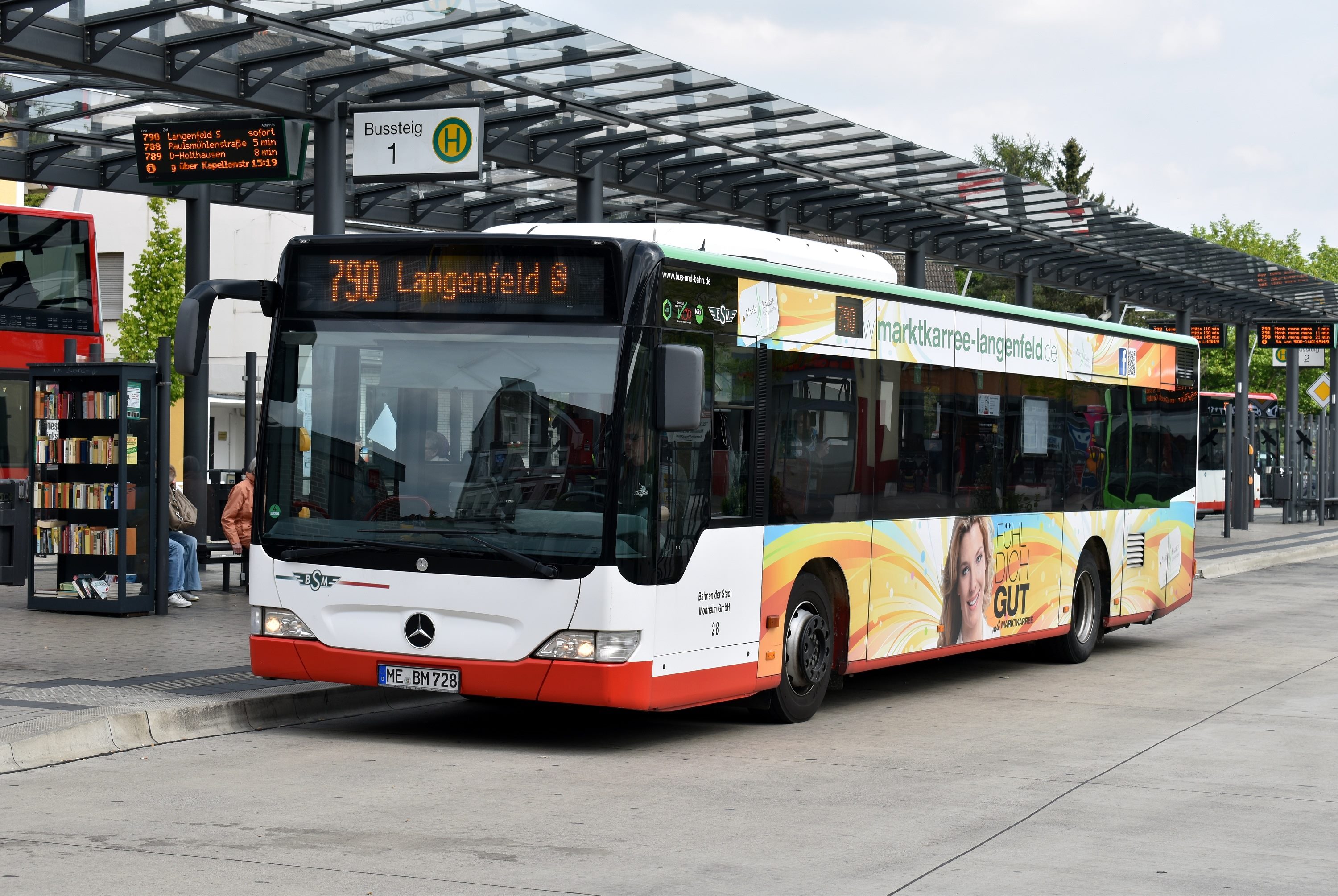 790 Langenfeld (S) Monheim-Busbahnhof