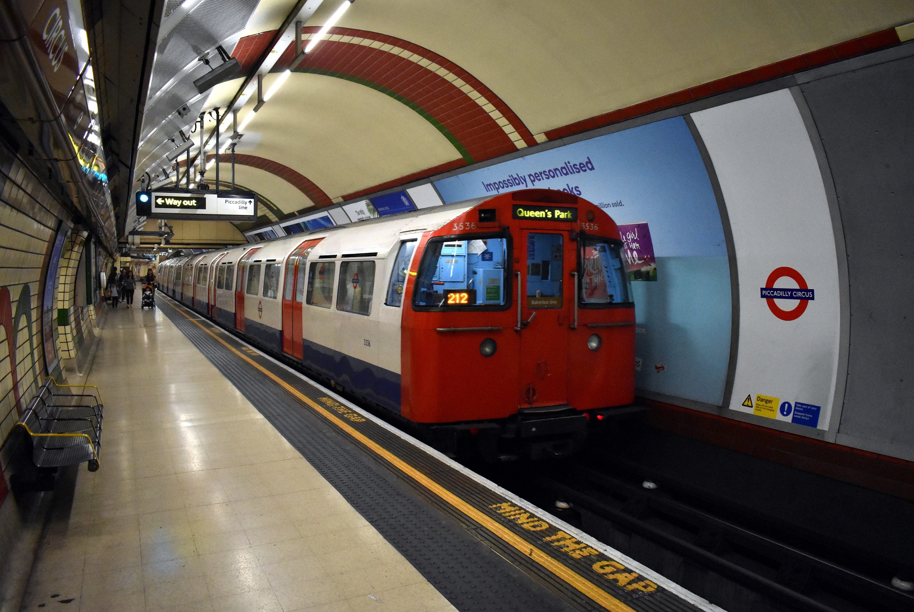 Bakerloo Line Queen's Park Piccadilly Circus