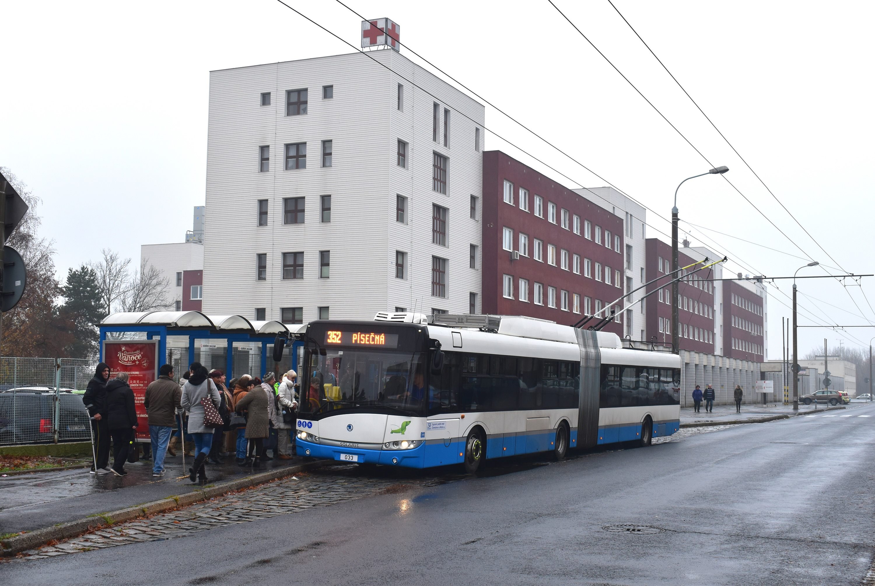 352 Píse&#269;ná Poliklinika