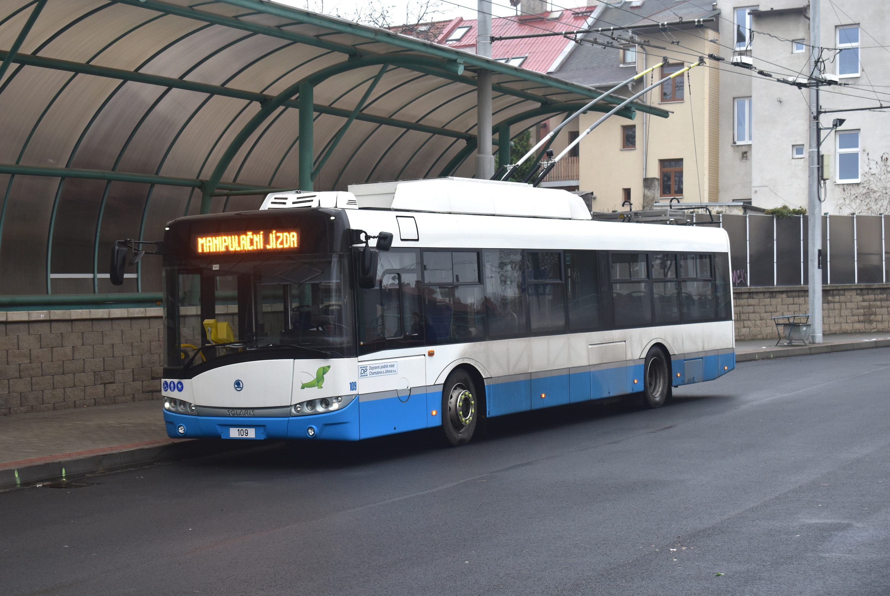 351 Chomutov-Autobusové nádraží­ Chomutov-Autobusové nádraží­