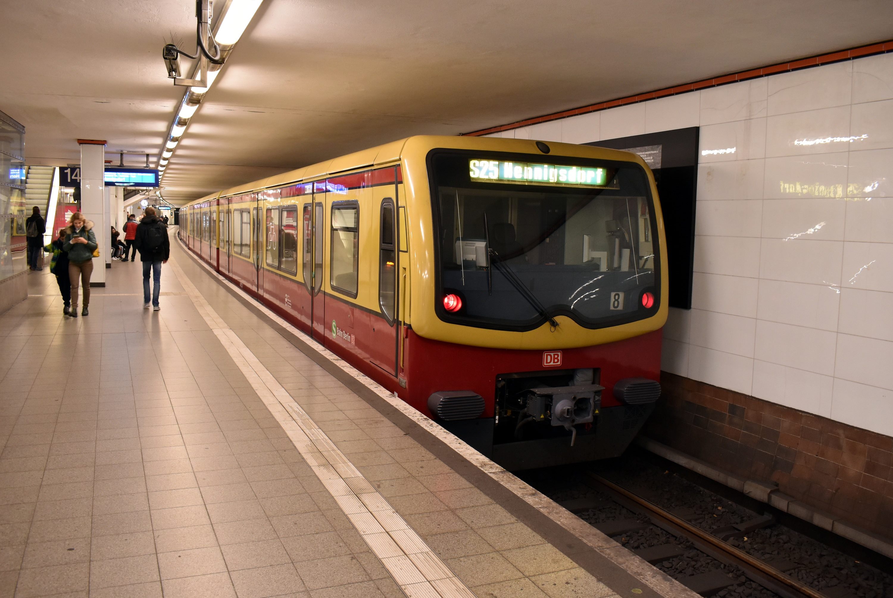S25 Hennigsdorf Berlin-Potsdamer Platz