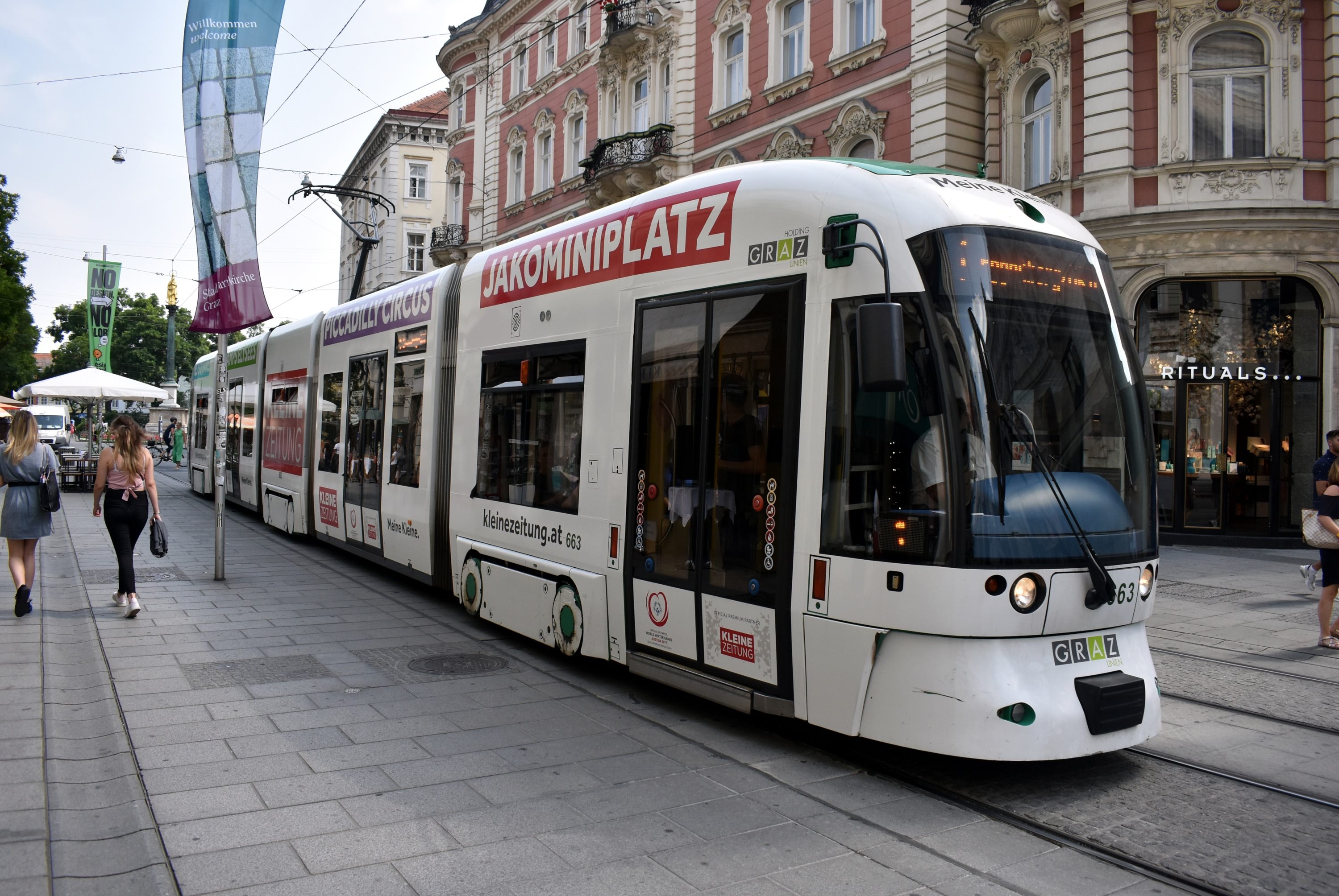 1 Eggenberg/UKH Jakominiplatz