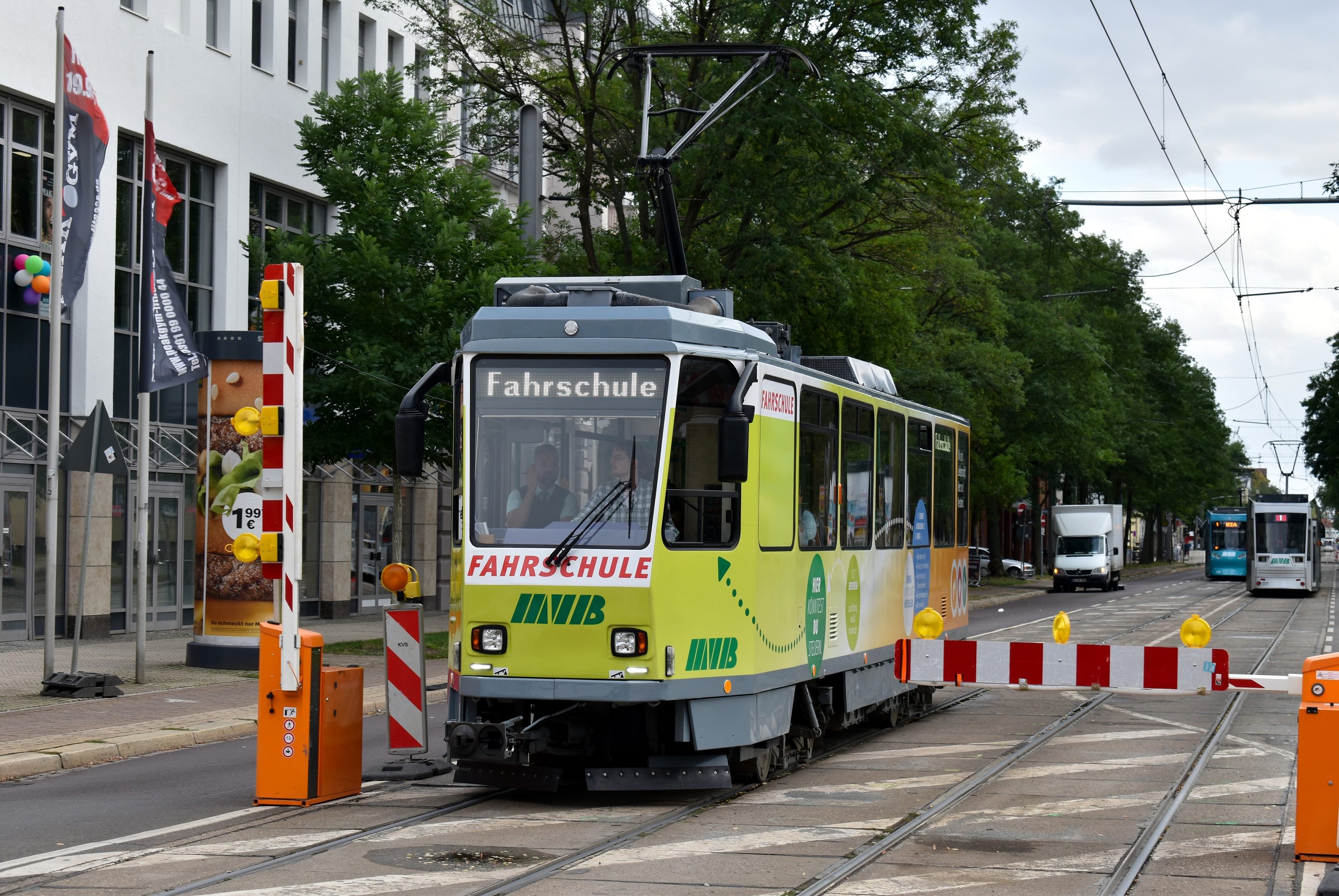 F Fahrschule MD-Kastanienstraße
