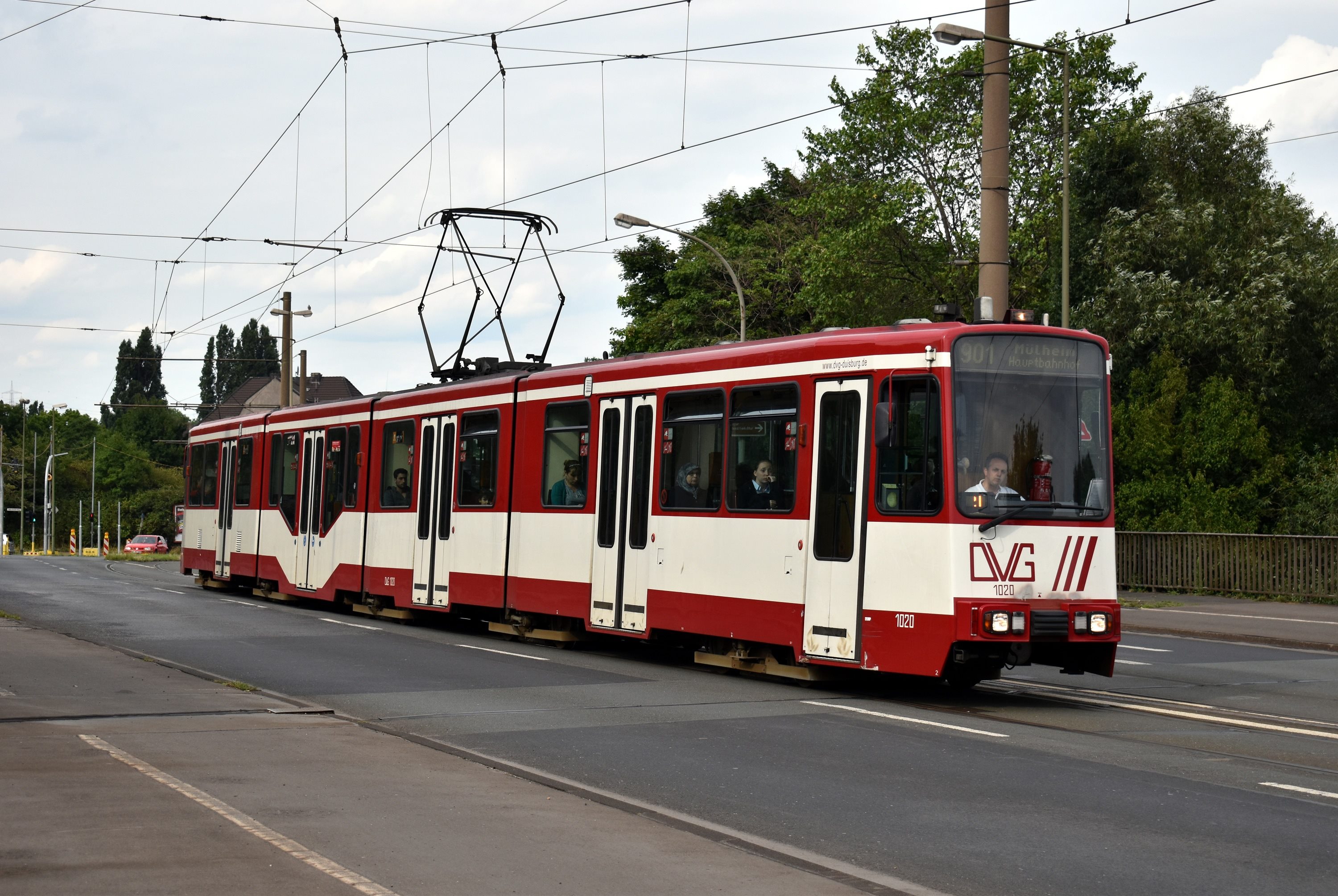 901 Mülheim Hbf DU-Wilfriedstraße