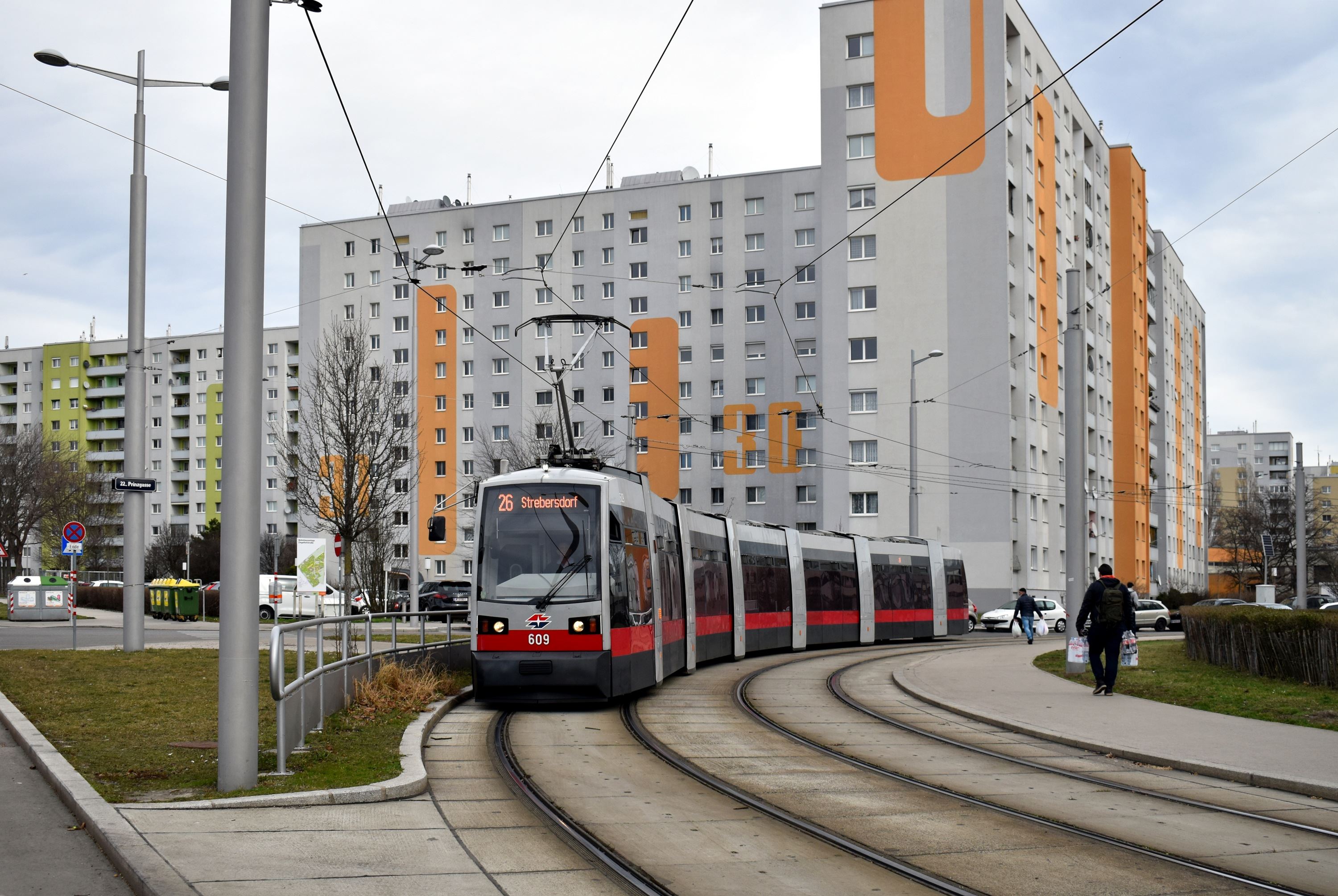 26 Edmund-Hawranek-Platz Ziegelhofstraße