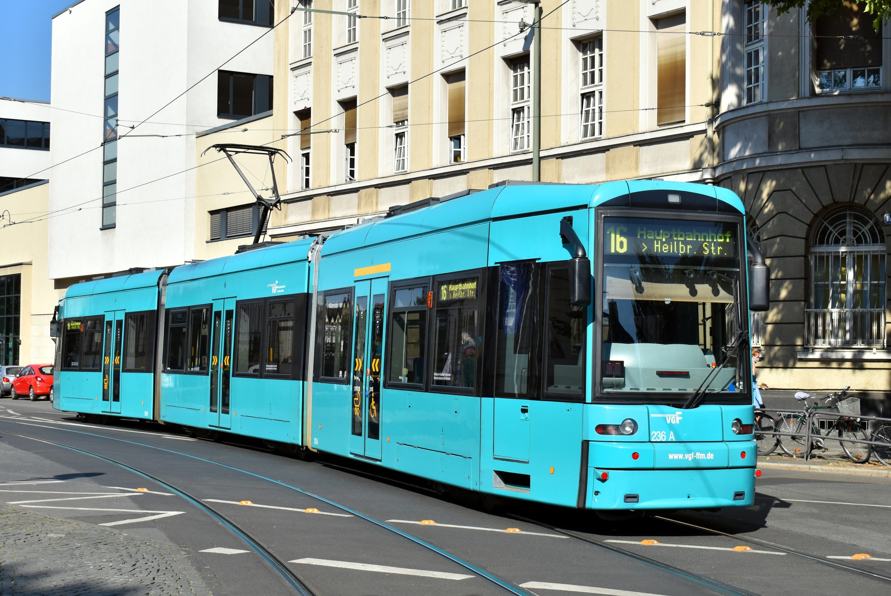 16 F-Heilbronner Straße F-Südbahnhof 