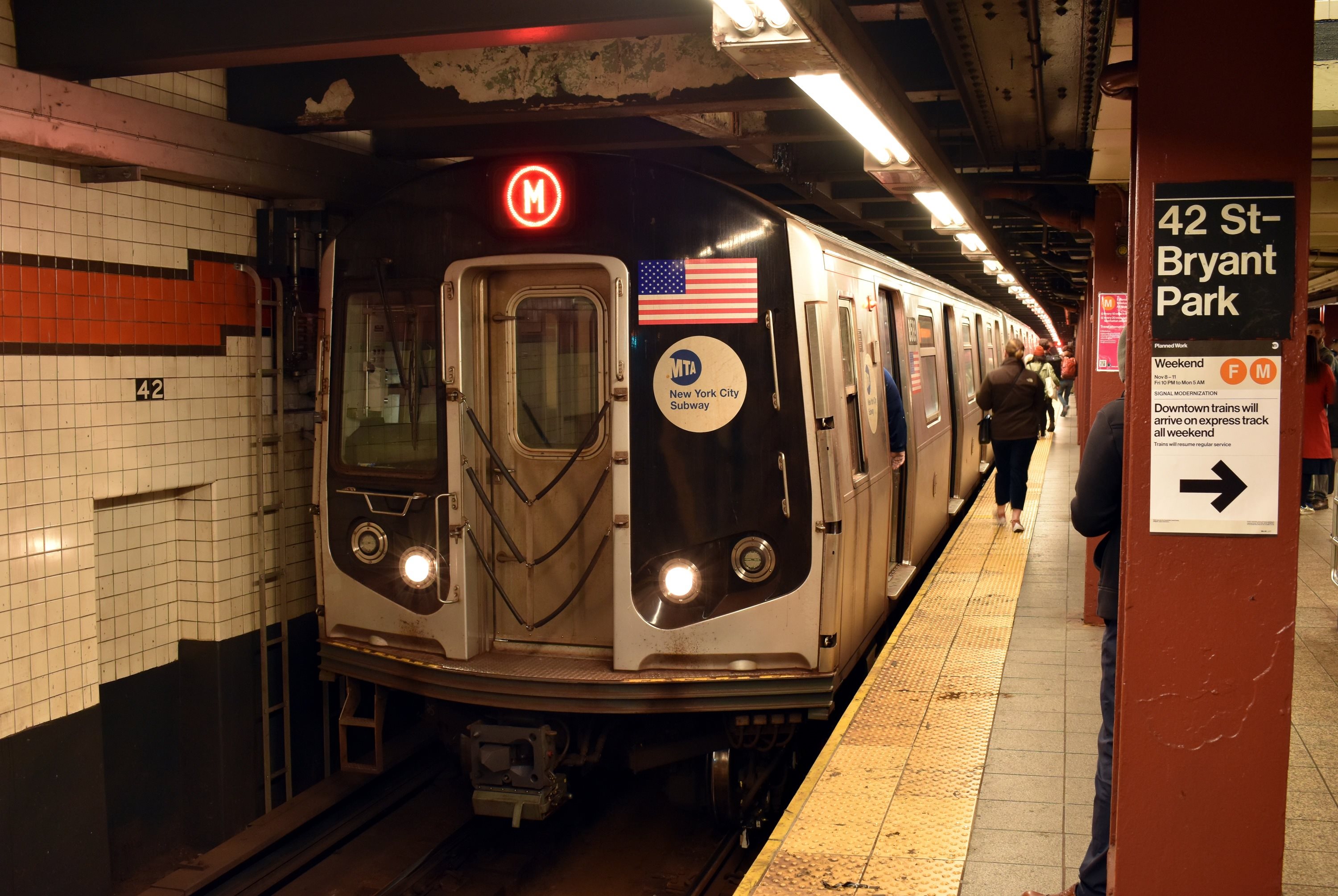 M  42 St/ Bryant Pk