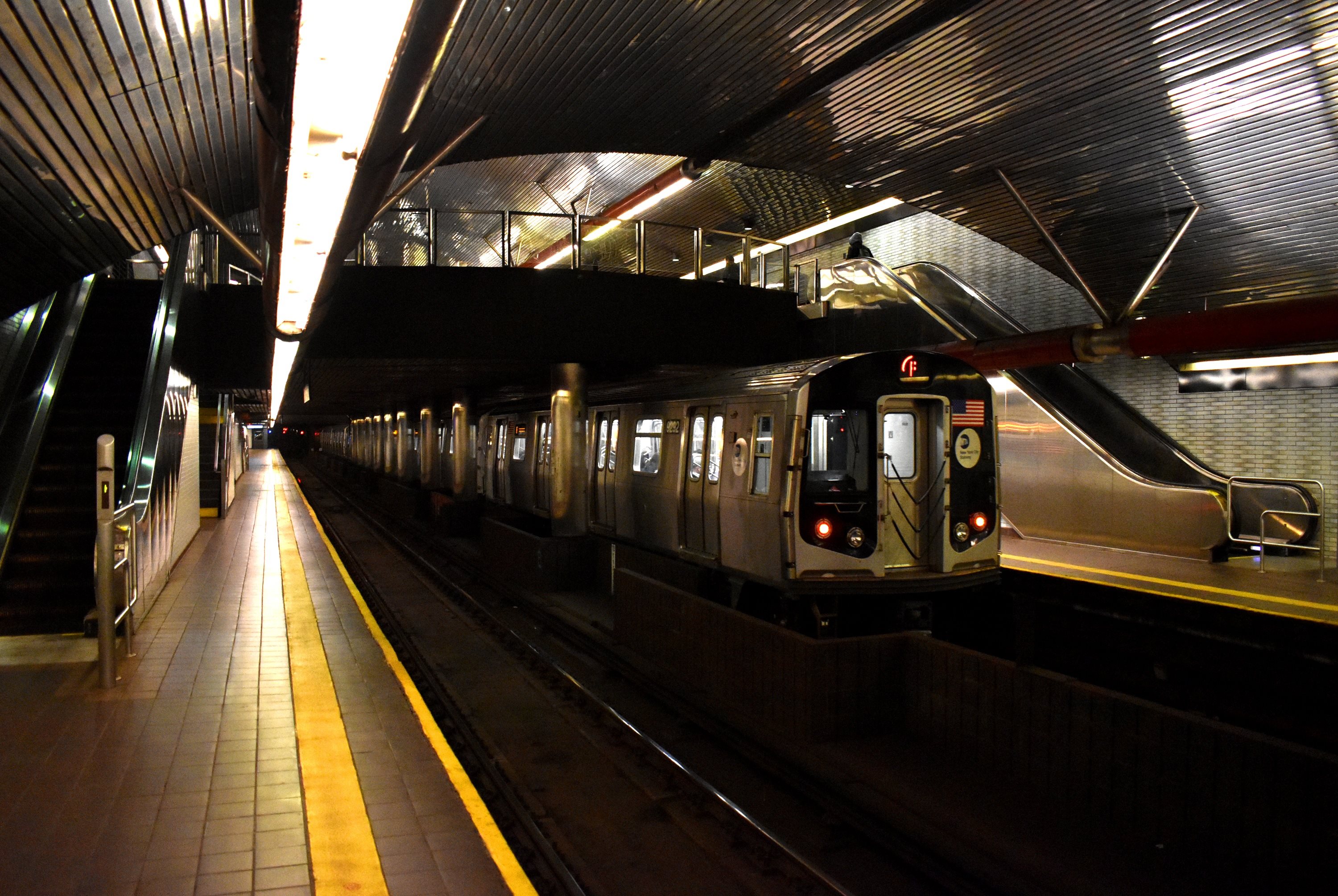 F  Roosevelt Island