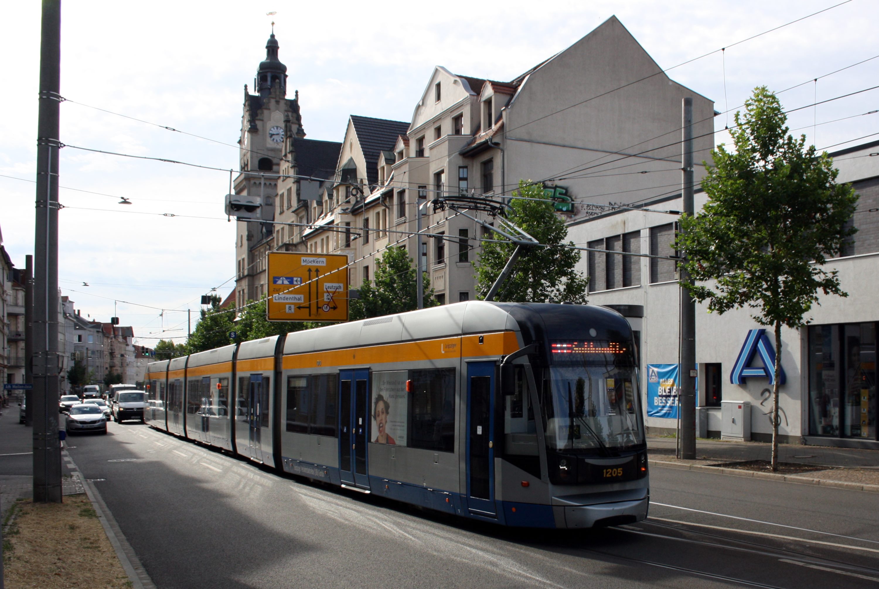 11 Schkeuditz-Rathausplatz L-Wahren