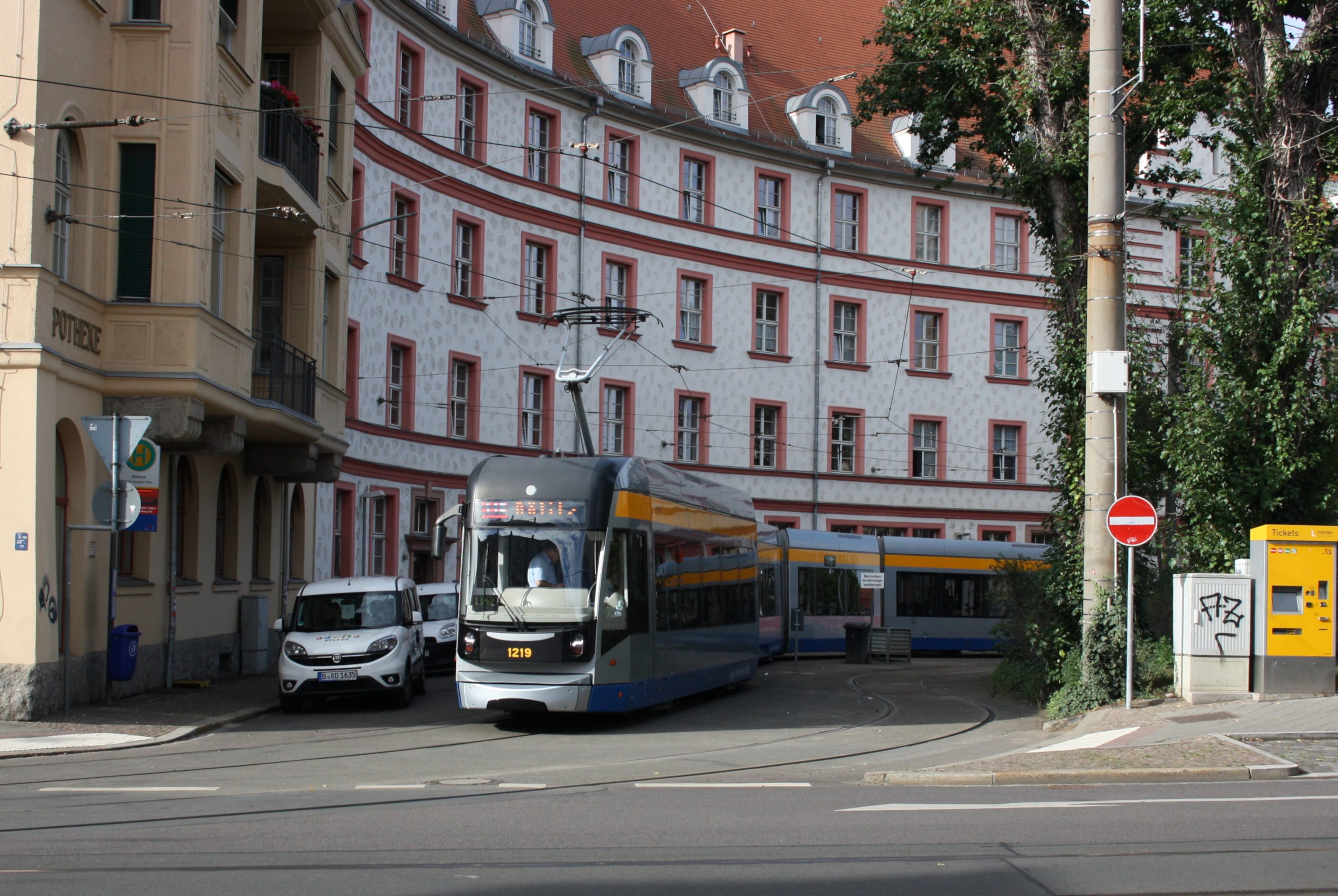 11 L-Dölitz Straßenbahnhof L-Wahren