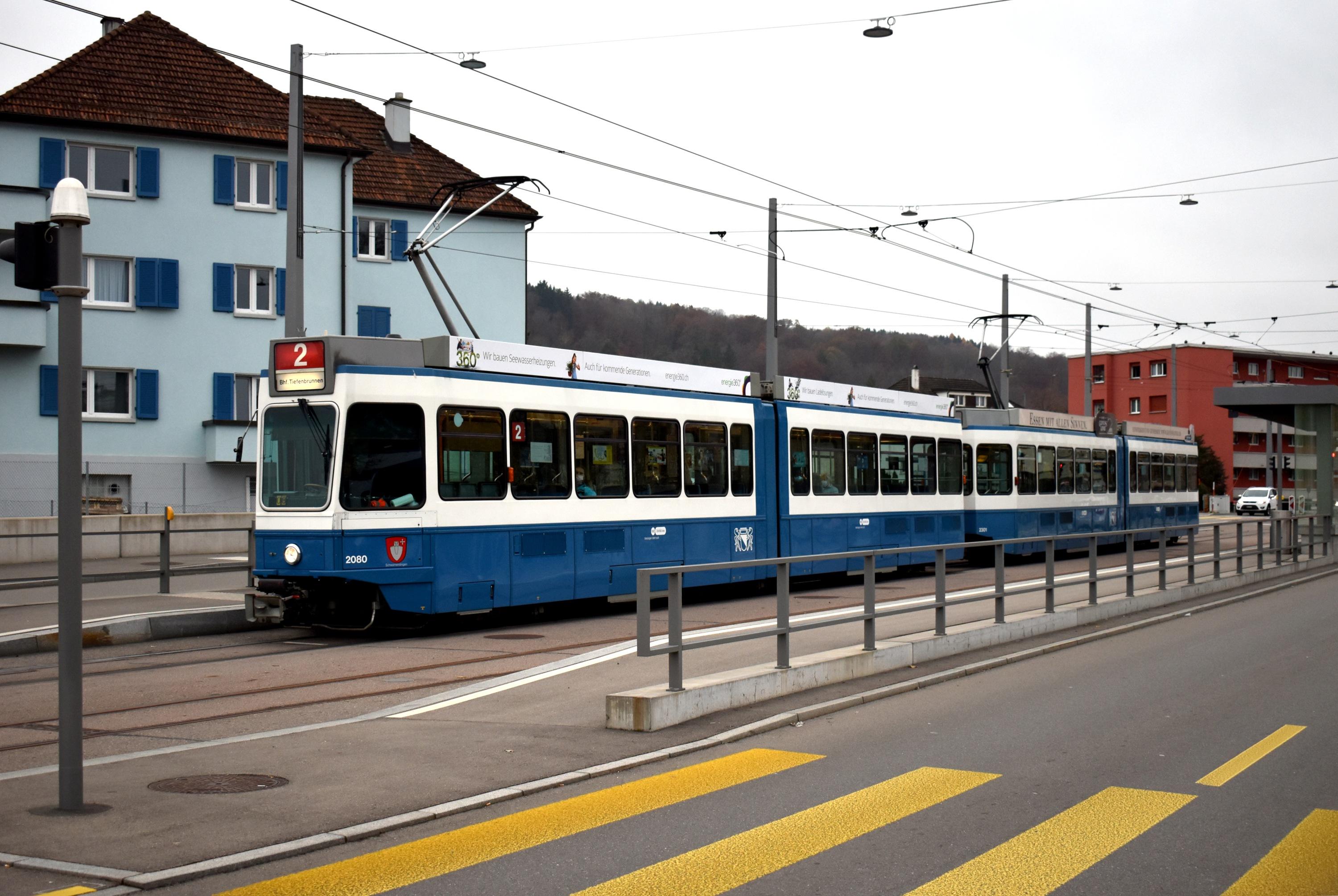 2 Bahnhof Tiefenbrunnen Schlieren-Geissweid