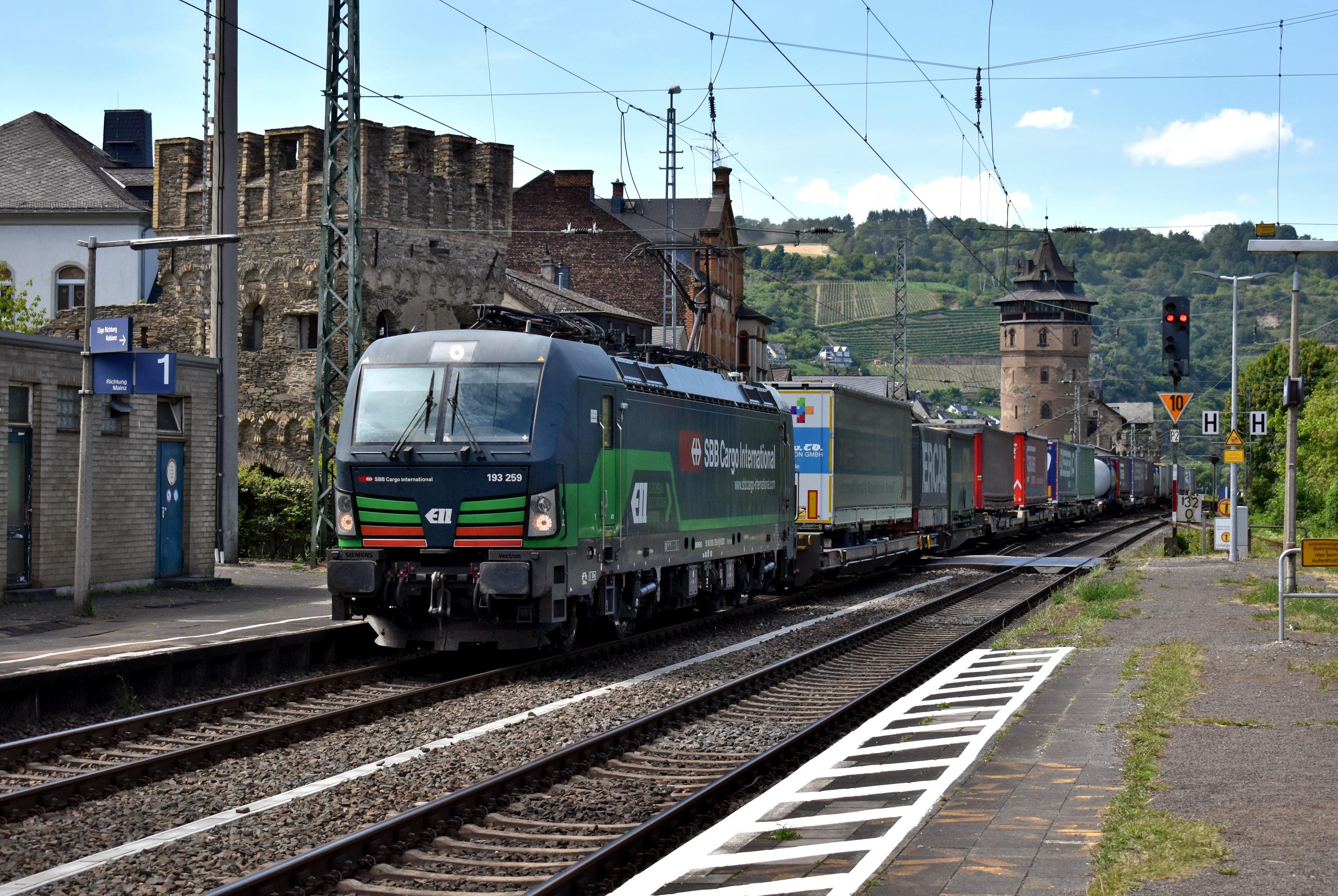 Güterzüge  Oberwesel