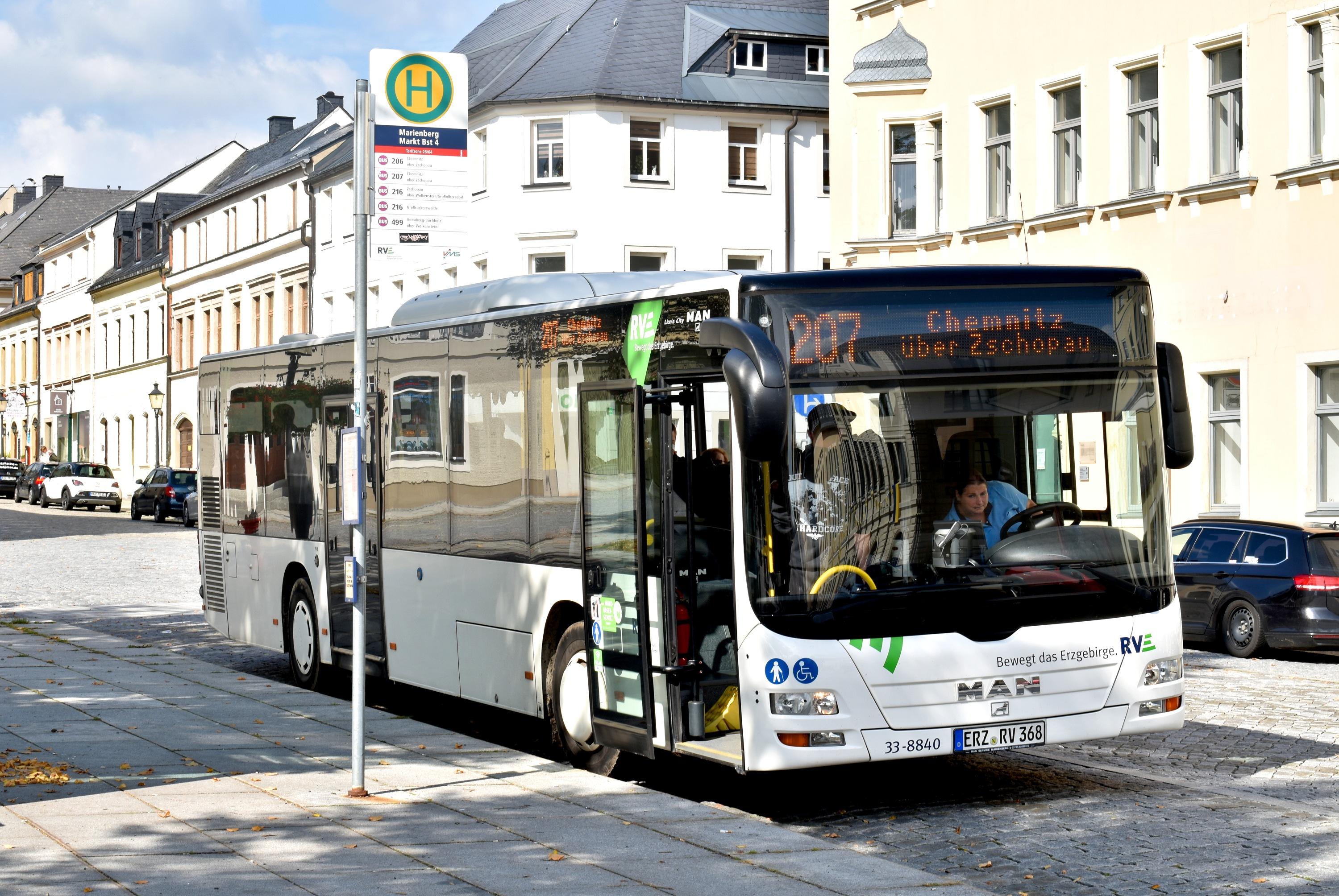 207 C-Omnibusbahnhof Marienberg Markt
