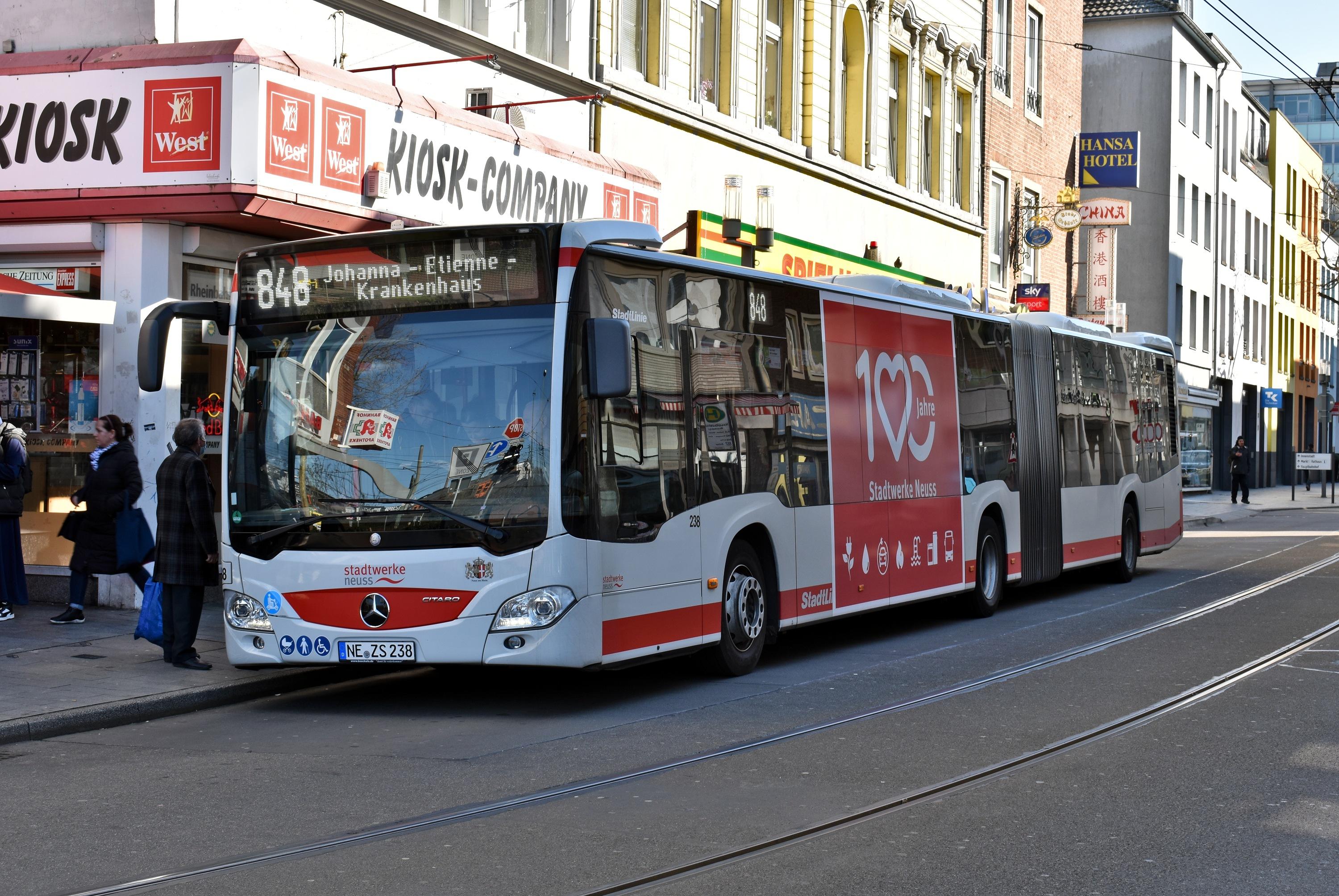 848 NE-Johanna Etienne Krankenhaus Neuss Hbf