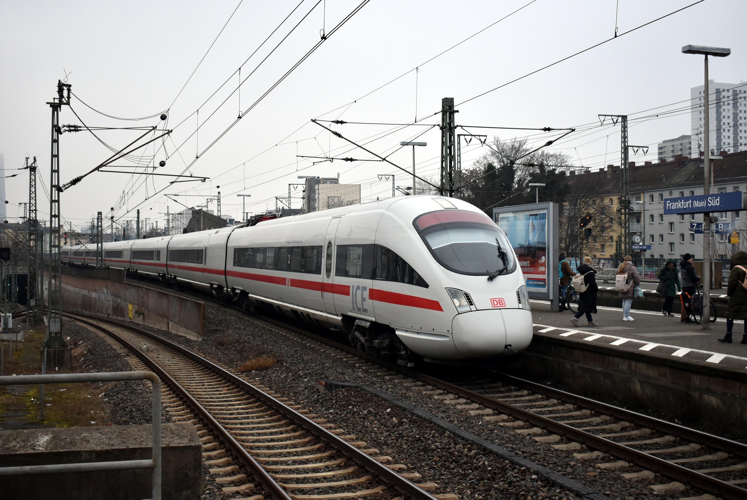 ICE T  Frankfurt-Südbahnhof