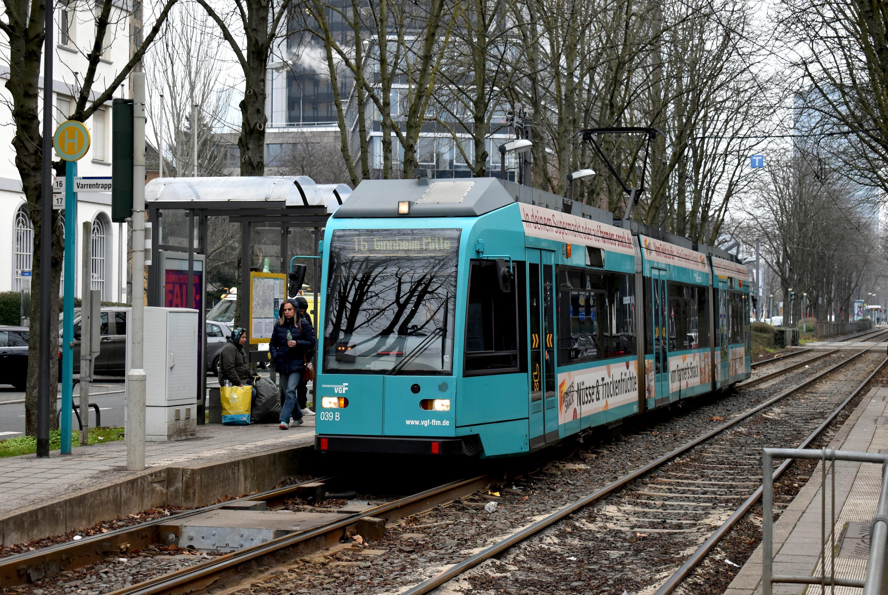 16 F-Ginnheim Mitte F-Varrentrappstraße