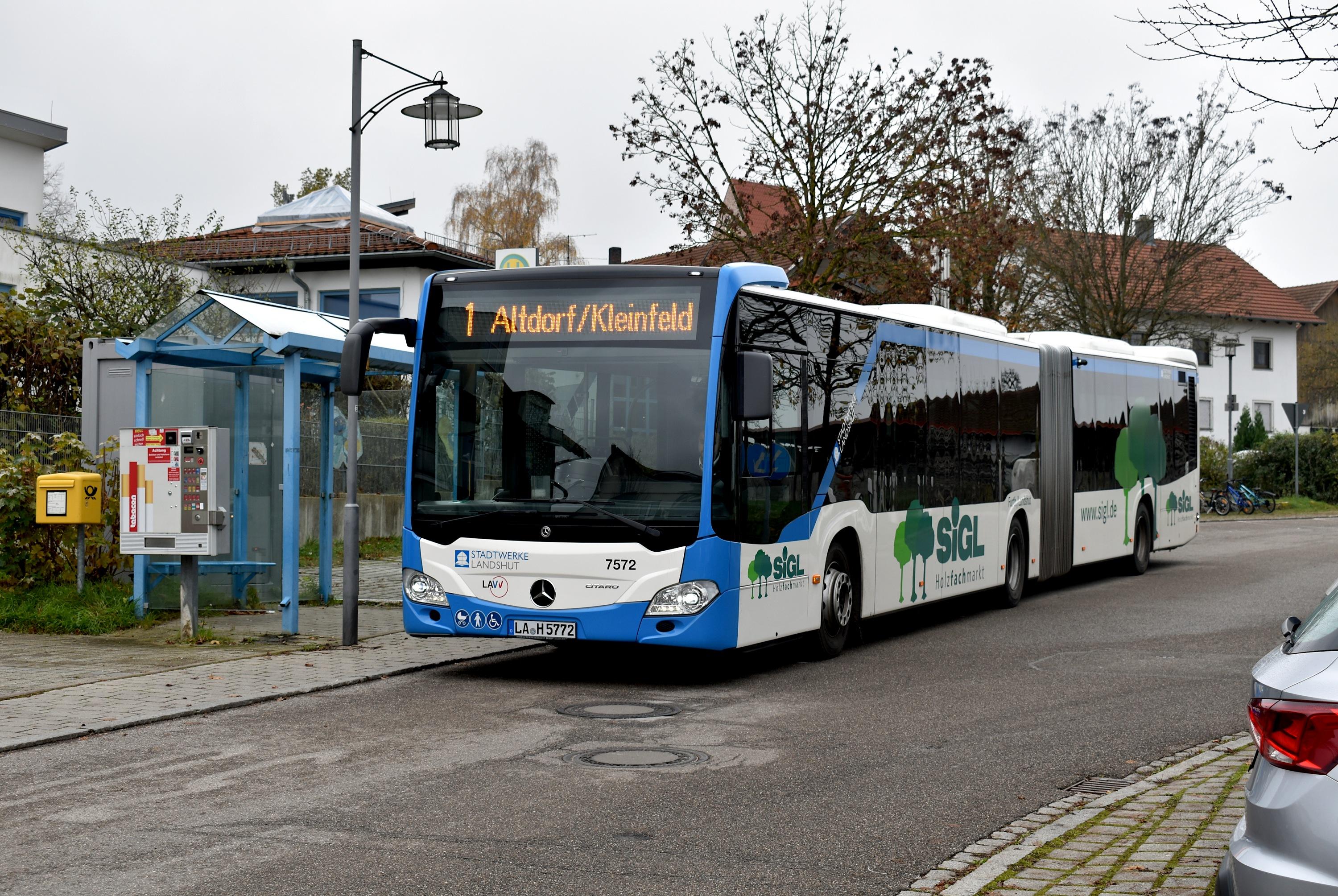 1 Altdorf-Fachmarktzentrum Kumhausen-Preisenberg
