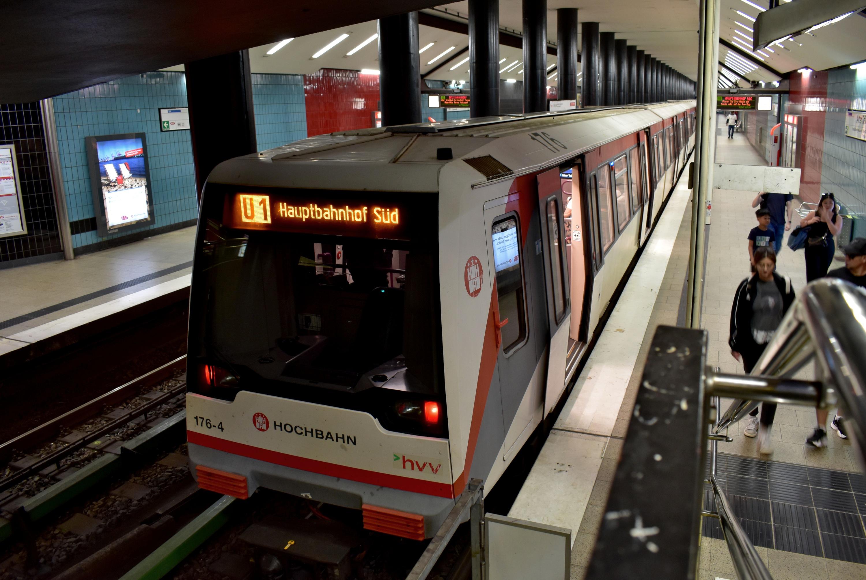 U1 HH-Hauptbahnhof Süd HH-Alter Teichweg