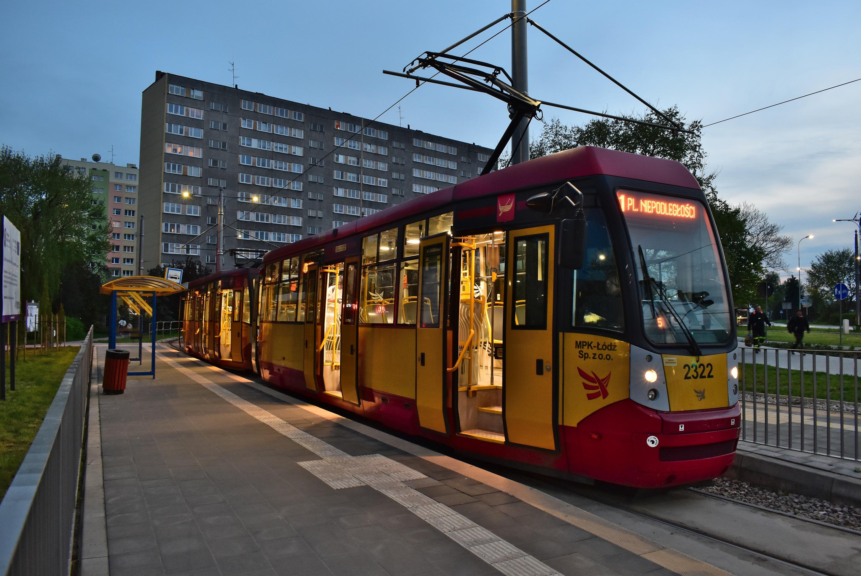 41 Plac Niepodległości Pabianice-Wiejska