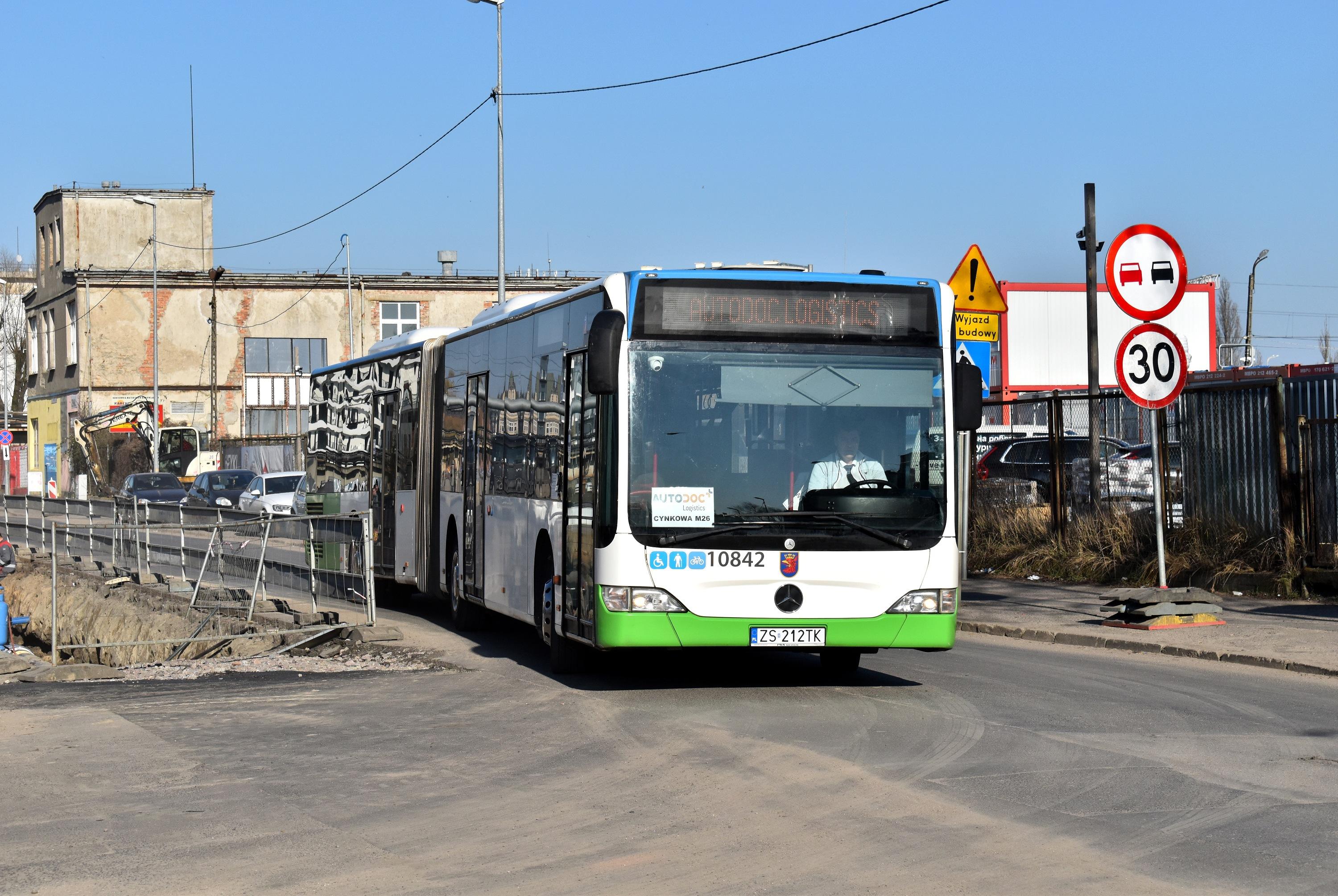 Autodoc Logistics Autodoc Logistics Sk&#322;adowa n&#380; 12