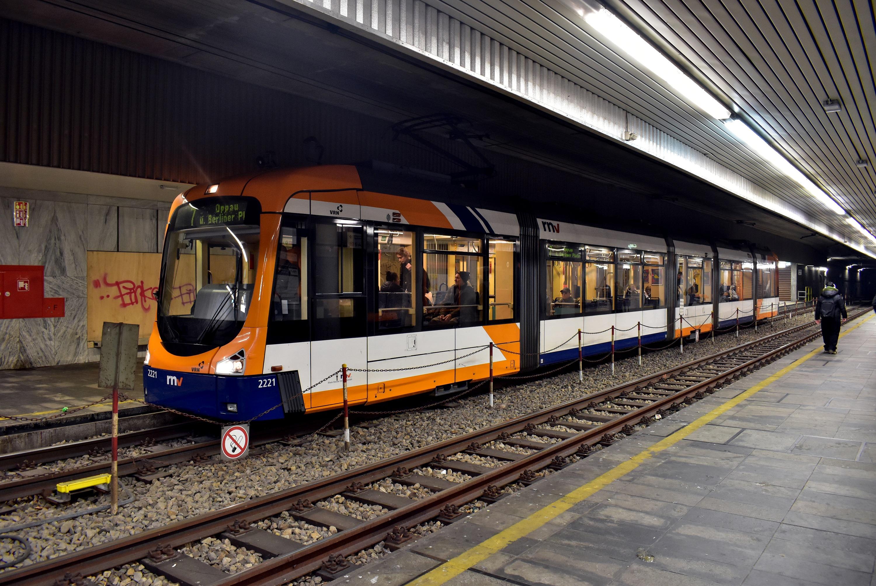 7 LU-Oppau Ludwigshafen Hbf