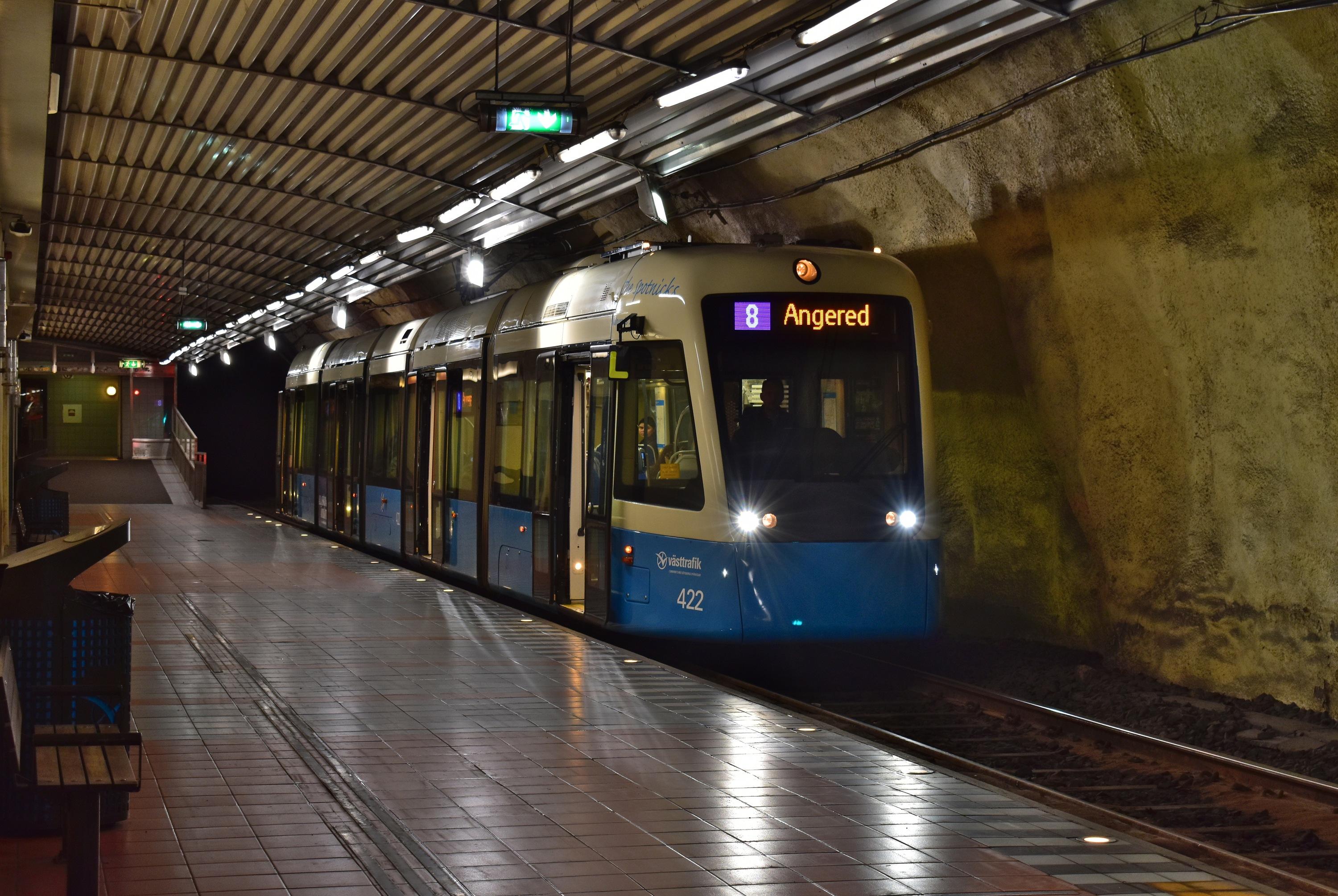 8 Angered Centrum Hammarkullen