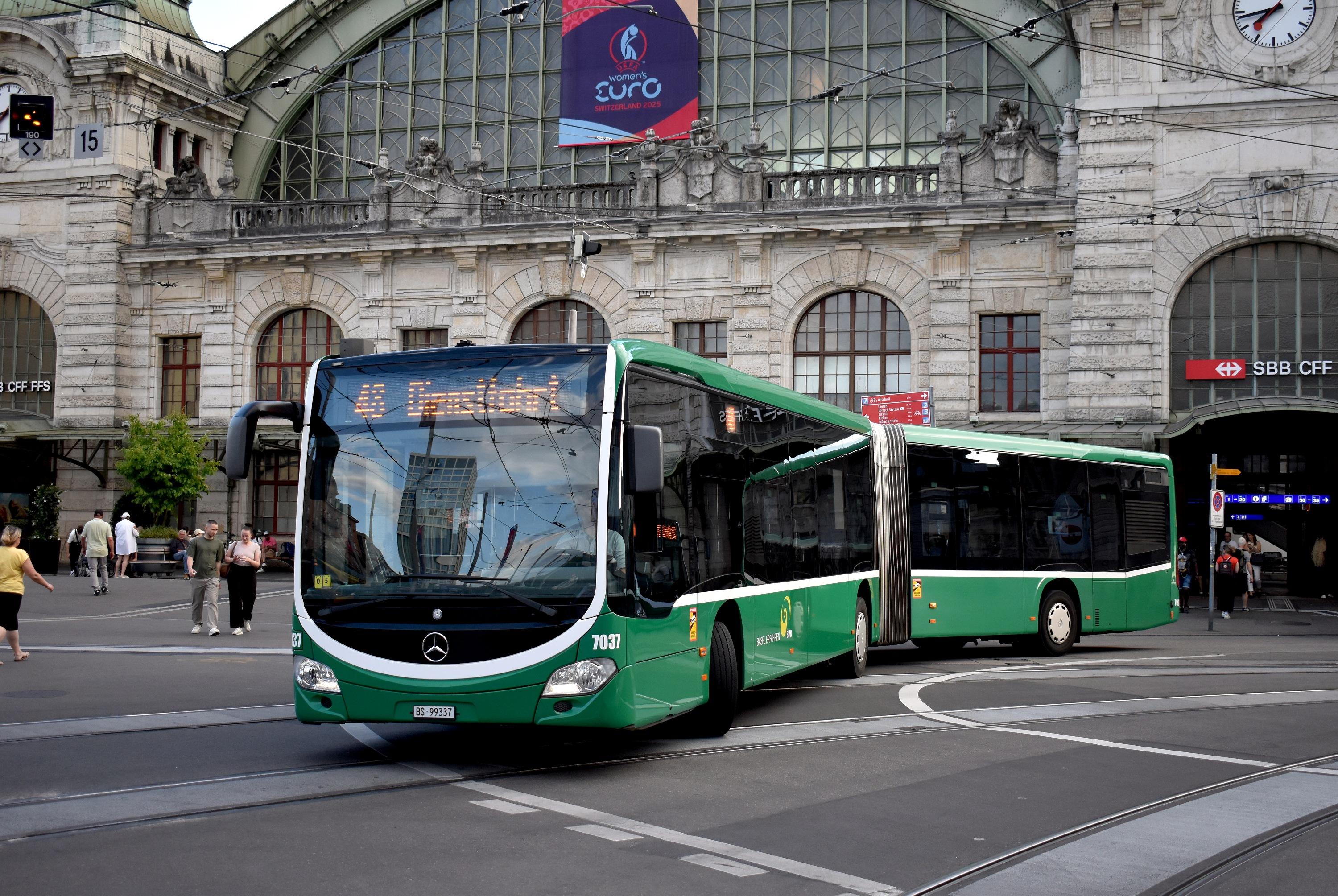 48 Bahnhof SBB Bahnhof SBB