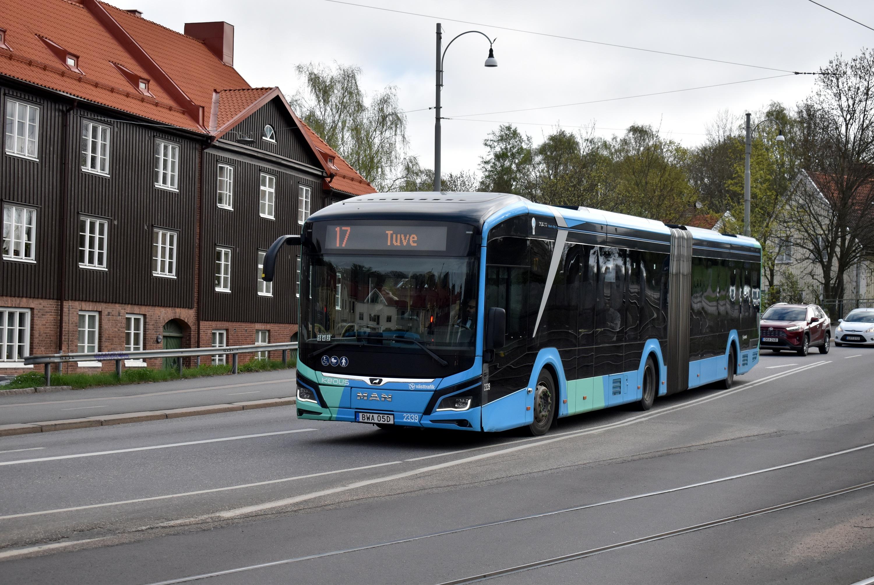 17 Tuve Centrum Redbergsplatsen
