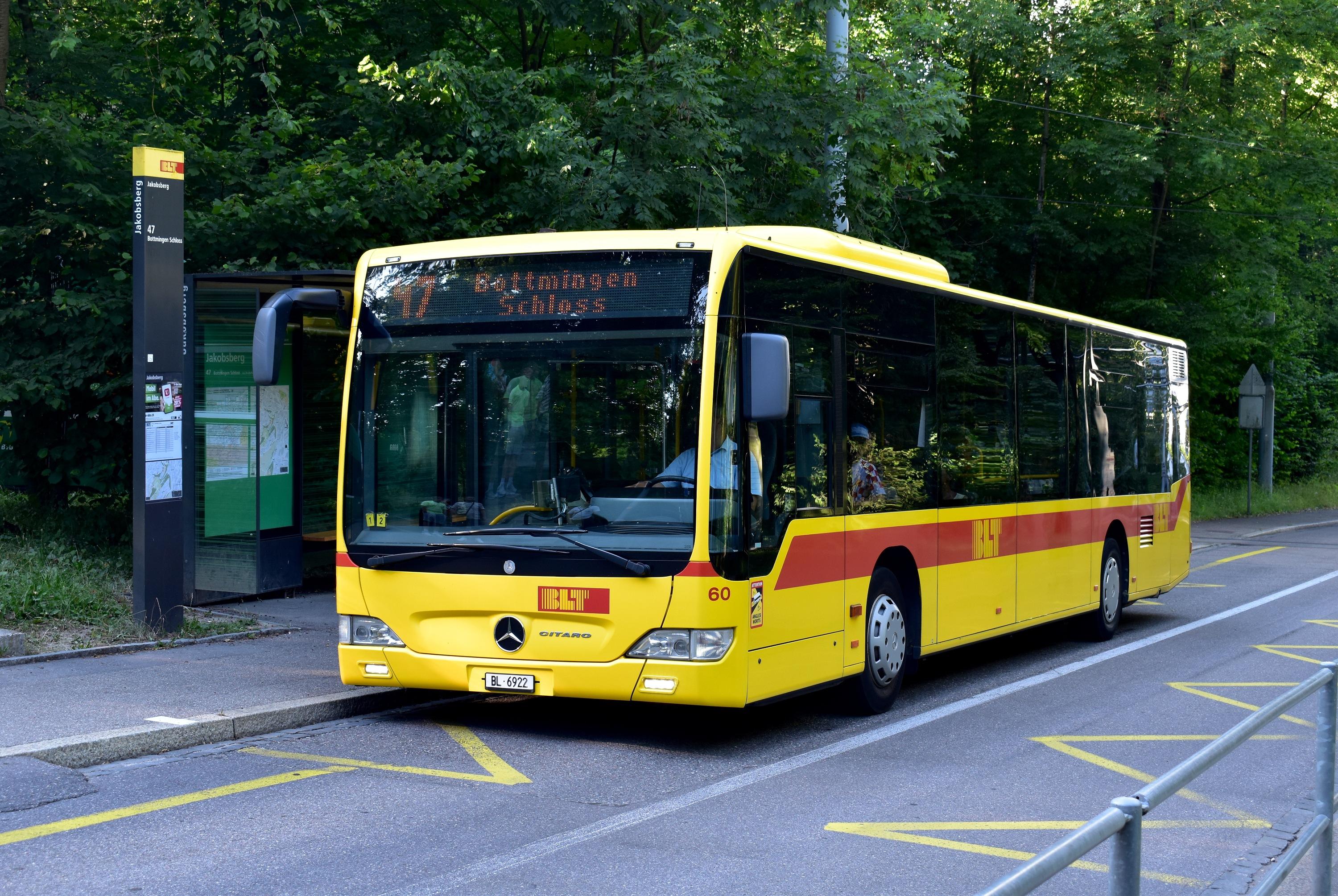 47 Bottmingen-Schloss Basel-Jakobsberg