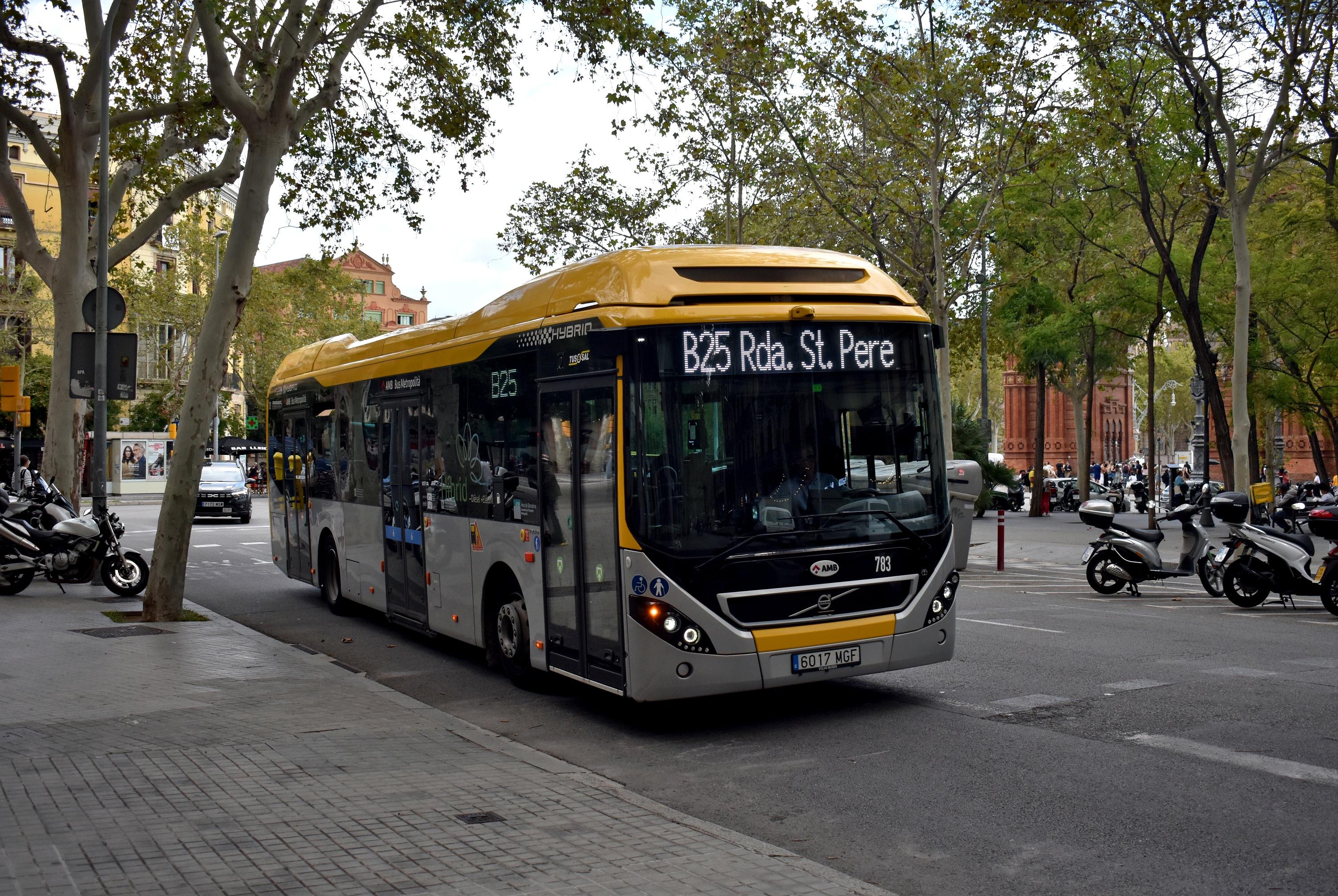B25 Barcelona-Ronda Sant Pere Barcelona-Arc de Triomf