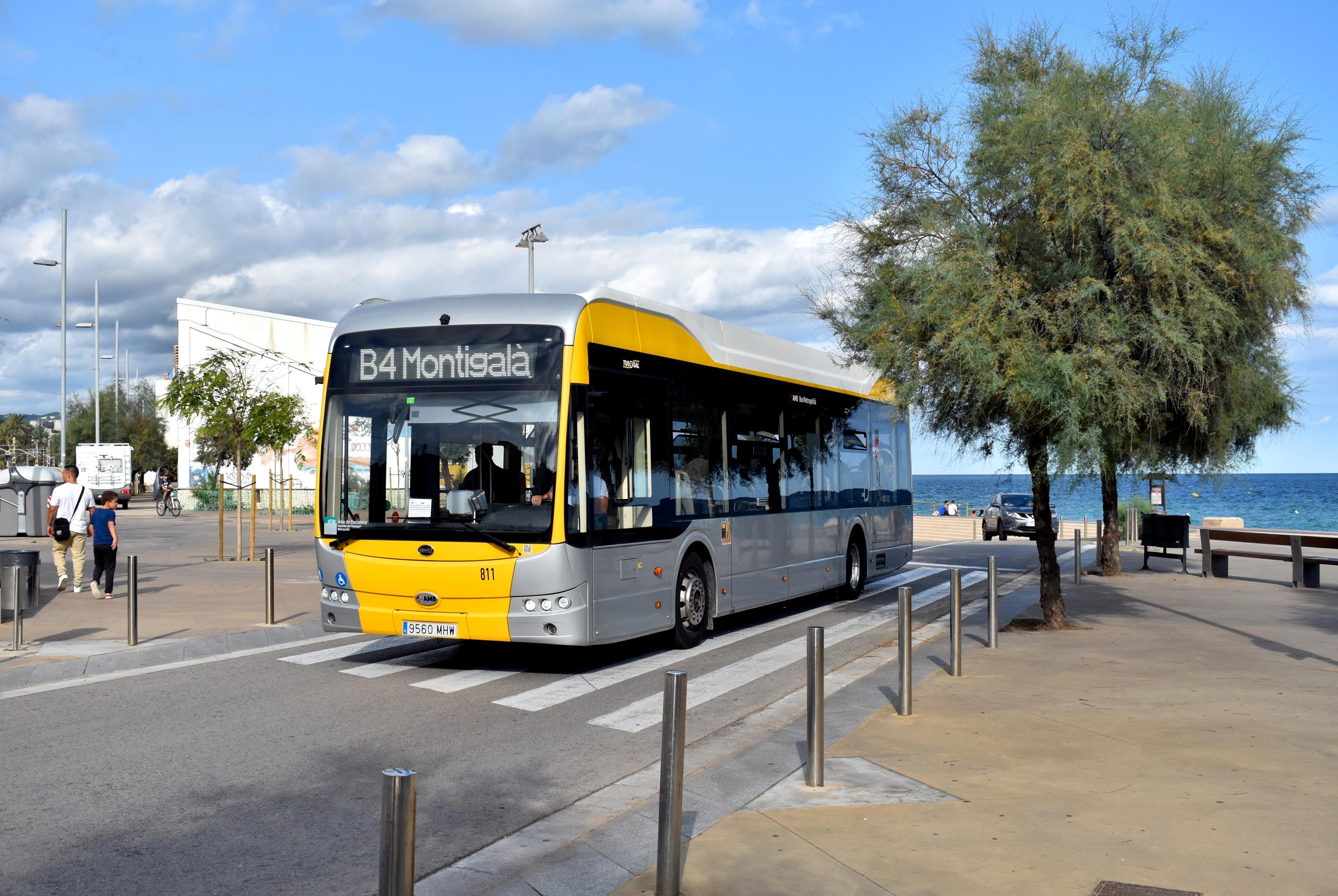 B4 Comunitat Europea/Montigalà Badalona Estació