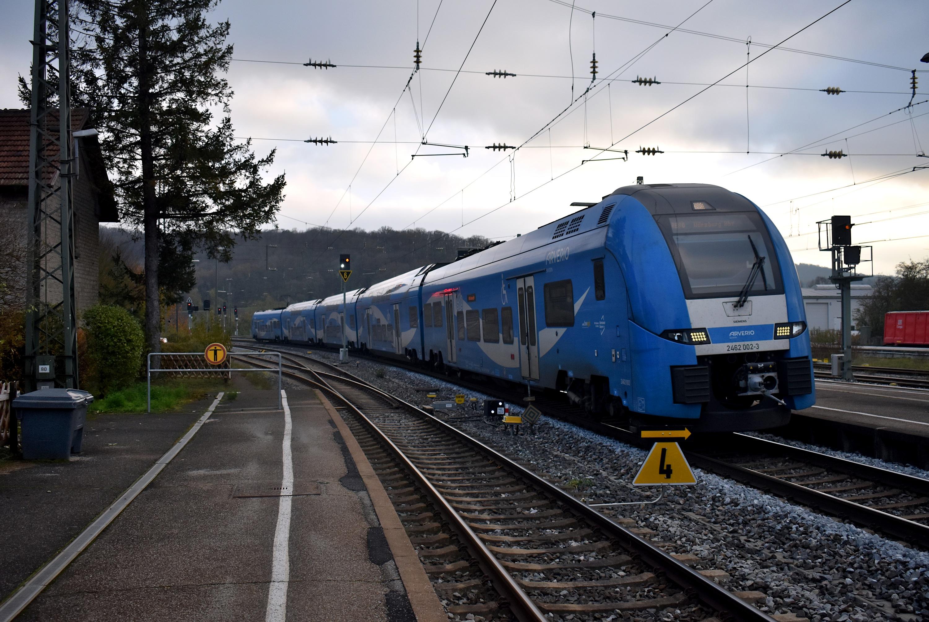 RE80 Würzburg Hbf Steinach bei Rothenburg