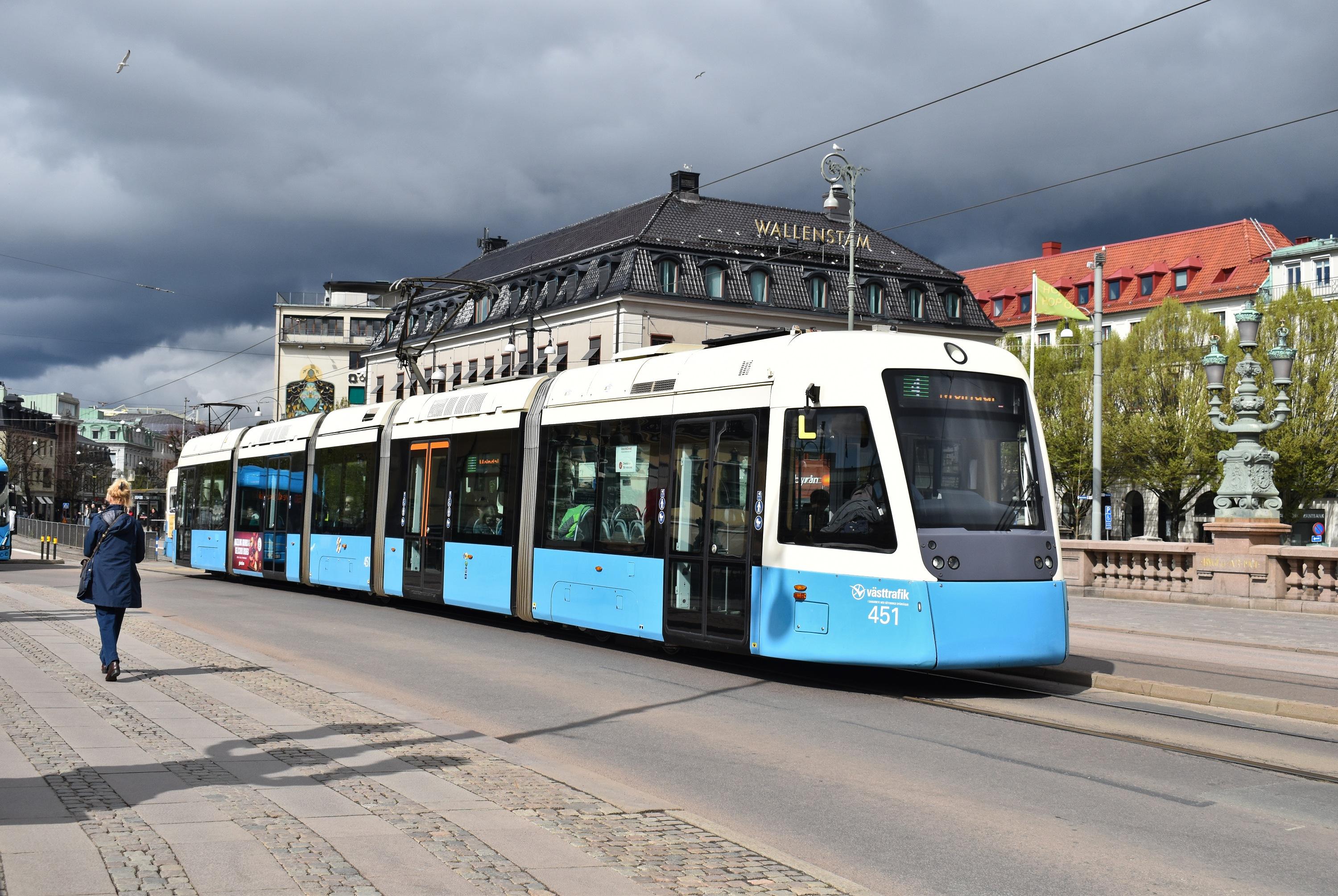 4 Mölndal-Innerstad Kungsportsplatsen