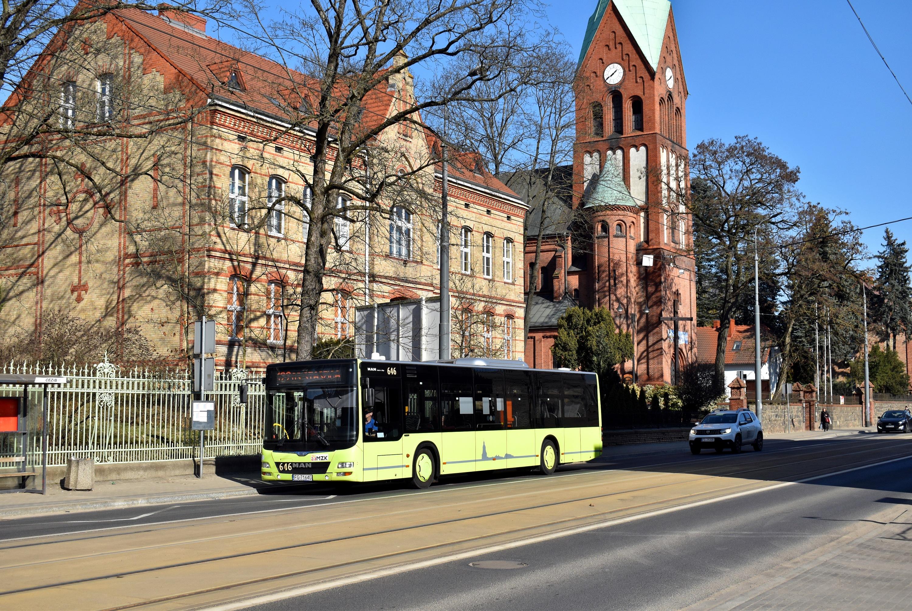 122 Osiedle Staszica CEZiB