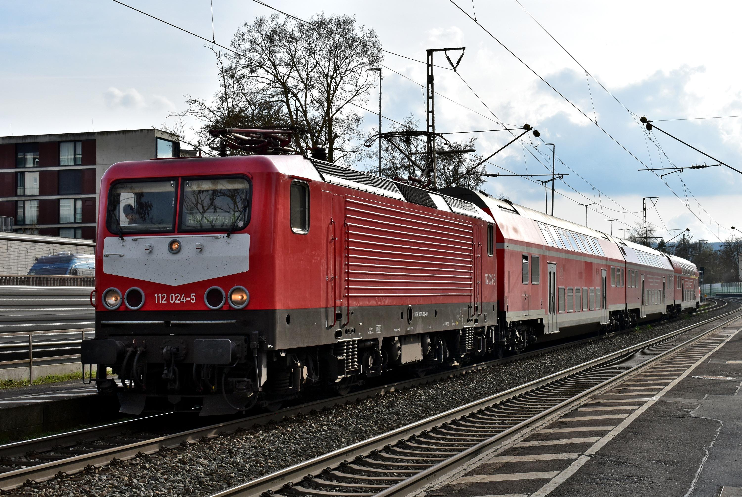 RE80 Würzburg Hbf Würzburg-Süd