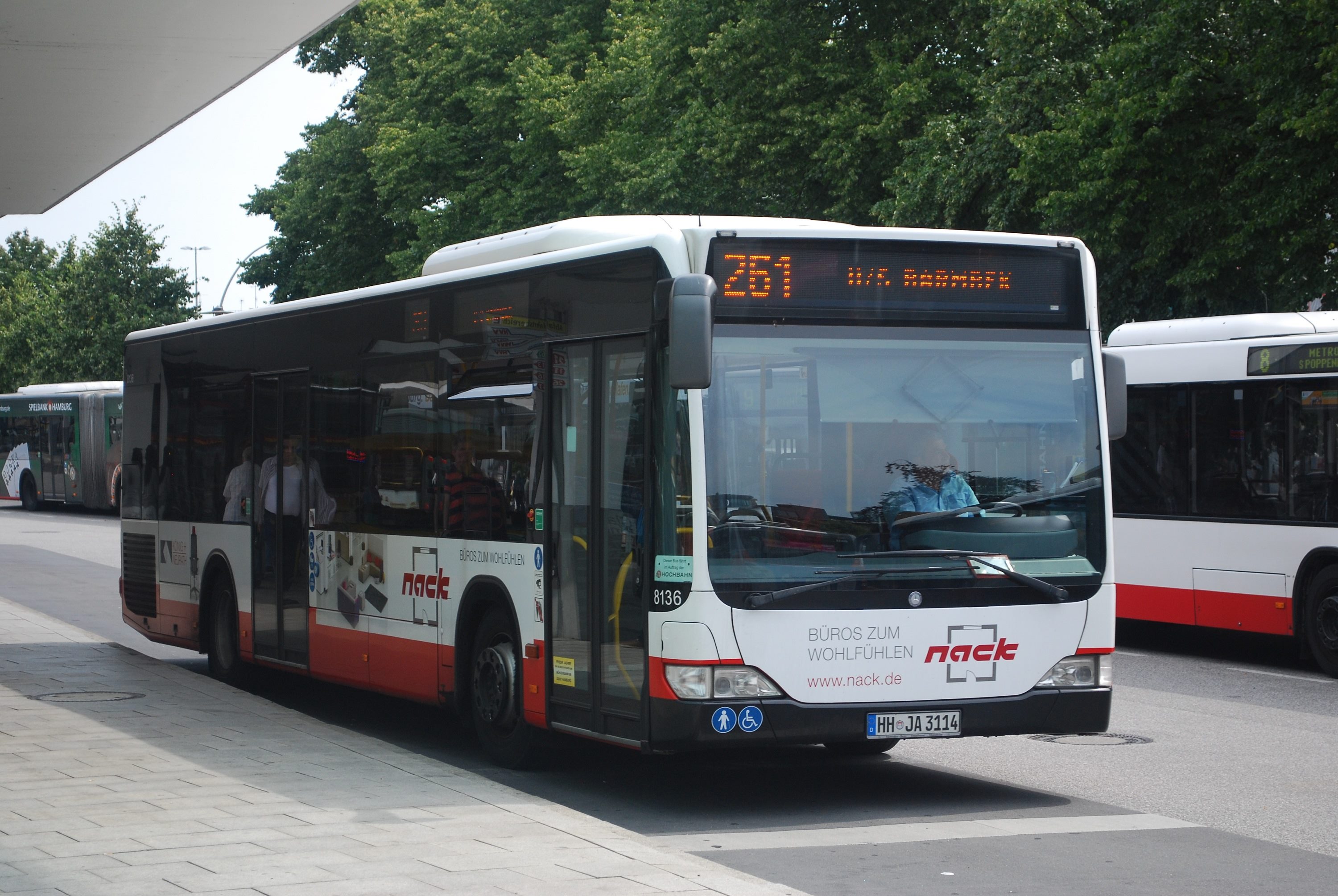 261 HH-Barmbek (S) HH-Wandsbek Markt